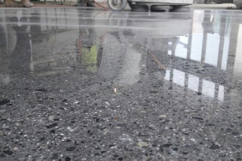 QUY TRÌNH THI CÔNG SÀN TERRAZZO BỀN ĐẸP CHO NHÀ MÁY CỦA NAI PHÚC