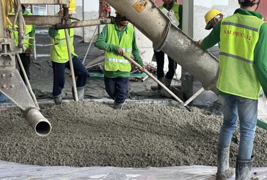 THI CÔNG SÀN BÊ TÔNG TÍCH HỢP