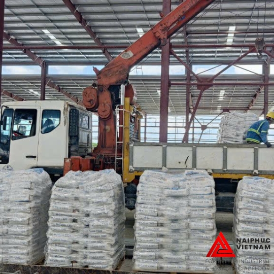 NAI PHÚC - ĐƠN VỊ DUY NHẤT CUNG CẤP BỘT TĂNG CỨNG KIM LOẠI NHẬP KHẨU TRỰC TIẾP TỪ NHÀ MÁY SẢN XUẤT TẠI TRUNG QUỐC